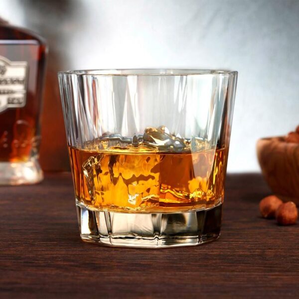 Nude Hemingway - Dörtlü Viski Bardağı Seti