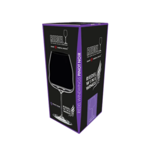 pinot noir şarap kadehi riedel